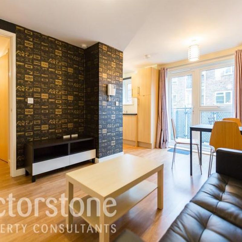 An Amazing Gated One Bed Apartment with Private Balcony in Murray Grove, N1 Hoxton