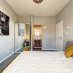 Rent a room of 295 m² in brussels