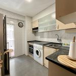 Rent 4 bedroom apartment of 71 m² in Zaragoza