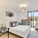 Rent 2 bedroom apartment in Watford
