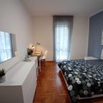 Rent 4 bedroom apartment in Padova