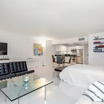 Rent 1 bedroom apartment of 600 m² in Miami Beach