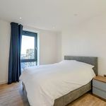 Rent 3 bedroom flat of 97 m² in Wembley