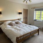 Rent 4 bedroom house in Alresford