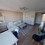 Rent 4 bedroom apartment of 68 m² in Marseille