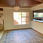 Rent 5 bedroom house of 1213 m² in Bloemfontein
