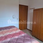 Affitto 5 camera appartamento di 95 m² in Perugia