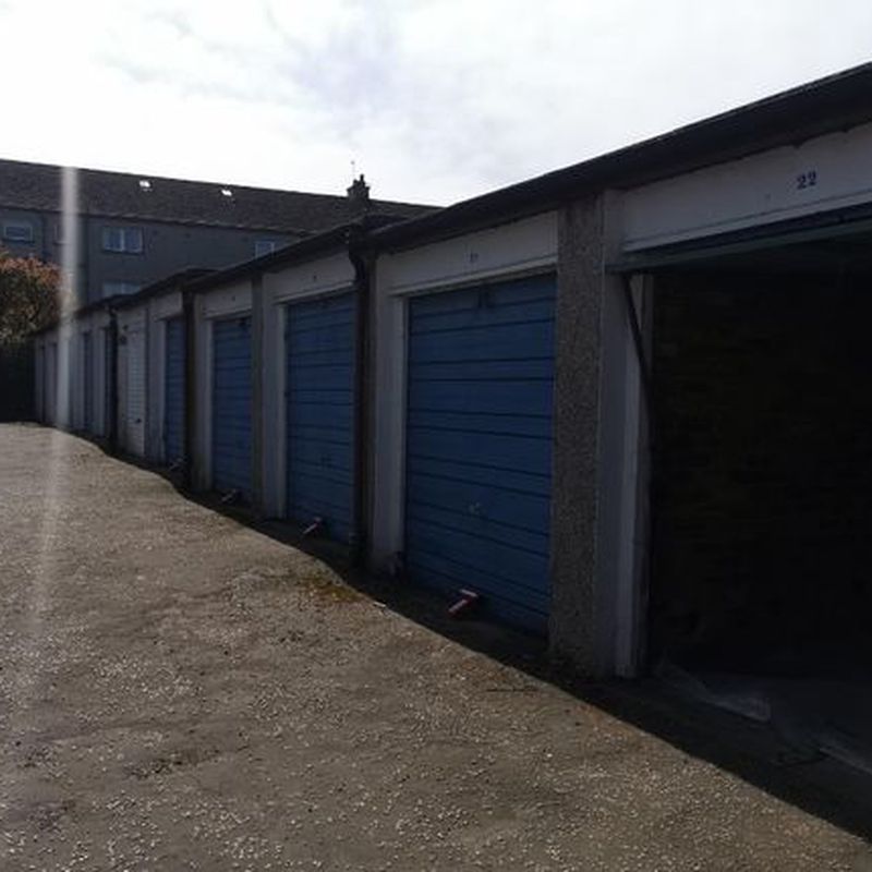 Parking/garage to rent in Muirhouse Bank, Ferry Road, Edinburgh EH4