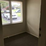Rent 2 bedroom apartment in Tauranga