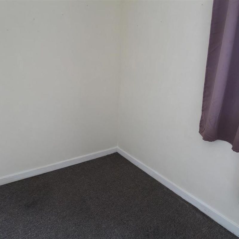 30 Warbreck Drive, Blackpool 1 bed maisonette to rent - £350 pcm (£81 pw)