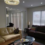 Rent 4 bedroom house of 193 m² in Hamilton