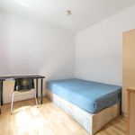 Rent a room of 130 m² in London