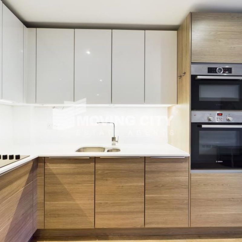 2 bedroom, 2 bathroom Apartment to rent in Cleveley Court, Marine Wharf, Surrey Quays, SE16 | Moving City Estate Agents