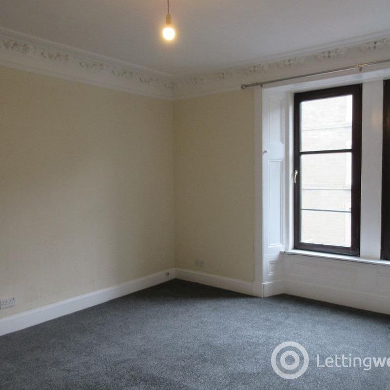 2 Bedroom Flat to Rent at Dundee, Dundee-City, Maryfield, Stobswell, England