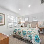 Rent 1 bedroom apartment of 60 m² in Laguna Beach