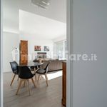 Affitto 3 camera appartamento di 73 m² in Lecco
