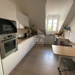 Rent 4 bedroom apartment of 110 m² in Versailles