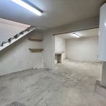 Rent 3 bedroom house of 85 m² in Rougiers