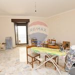 Affitto 4 camera casa di 150 m² in Caltagirone