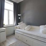 Rent a room of 200 m² in Bruxelles