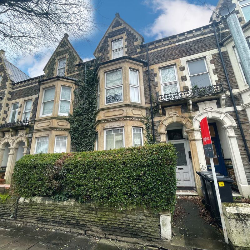 1 bedroom property to let in Princes Street, Roath, CARDIFF - £925 pcm