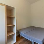 Rent a room of 75 m² in Lisboa