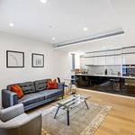 Rent 1 bedroom flat of 46 m² in London