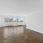 Rent 1 bedroom apartment of 106 m² in New York
