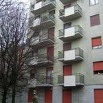 Rent 3 bedroom apartment of 90 m² in Milan