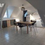 Appartement de 700 m² avec 3 chambre(s) en location à Martinvast