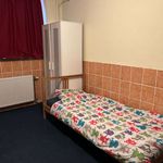 Rent a room of 200 m² in Ukkel
