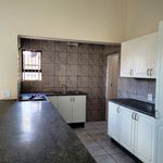 Rent 3 bedroom house of 200 m² in Johannesburg