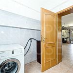 Rent 8 bedroom house of 280 m² in Praha