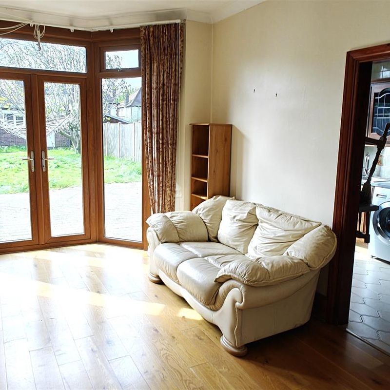 4 bedroom house for rent in London Bowes Park