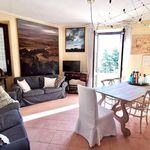 Affitto 5 camera appartamento di 105 m² in Bellano