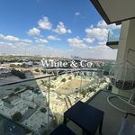 Rent 1 bedroom apartment of 81 m² in Dubai
