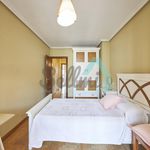 Rent 3 bedroom apartment of 104 m² in Oviedo