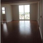 Rent 2 bedroom apartment of 904 m² in Miami