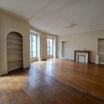 Rent 4 bedroom apartment of 96 m² in Nantes