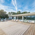 Rent 10 bedroom house of 371 m² in Aix-en-Provence