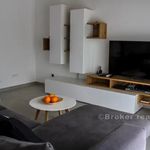 Najam 4 spavaće sobe stan od 126 m² u Split