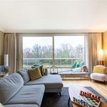 Appartement de 152 m² avec 2 chambre(s) en location à Uccle