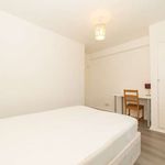 Rent a room of 70 m² in London