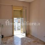 Affitto 5 camera appartamento di 130 m² in Favara