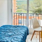 Rent 4 bedroom apartment in Tarragona