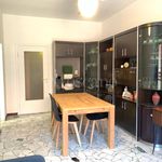 Affitto 3 camera casa di 70 m² in Milano