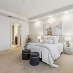 Rent 2 bedroom apartment of 184 m² in Texas