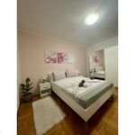 Rent 4 bedroom apartment of 78 m² in Split
