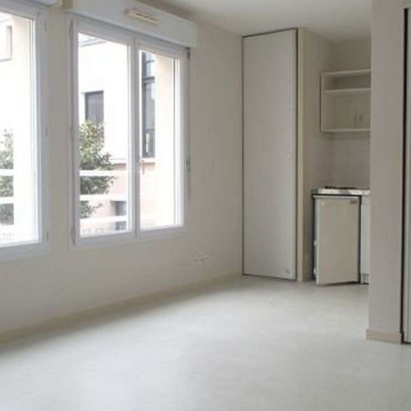 Location appartement 1 pièce 25 m² Angers (49100)