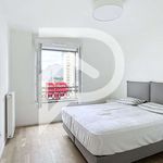 Rent 5 bedroom apartment of 116 m² in Puteaux